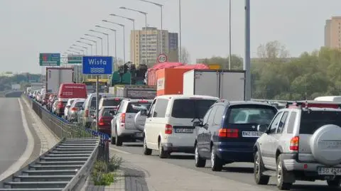 3 kilometry w godzinę. Podróż przebudowaną Trasą AK