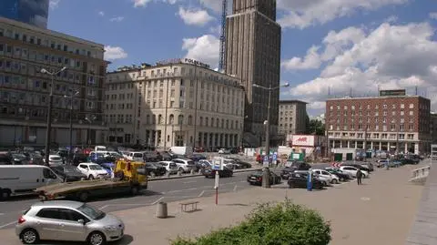 Już za kilka dni wyrzucą parking z placu Powstańców Warszawy. "Będzie deptak"