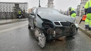 Daewoo uderzyło w barierki 