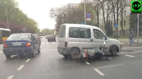 Zderzenie motocyklisty z samochodem na Bitwy Warszawskiej