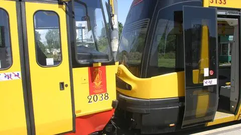 Stary tramwaj wjechał w swinga. Trzy osoby ranne, utrudnienia na Woli