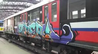 Graffiti na składach pasażerskich - zdjęcie ze stycznia 