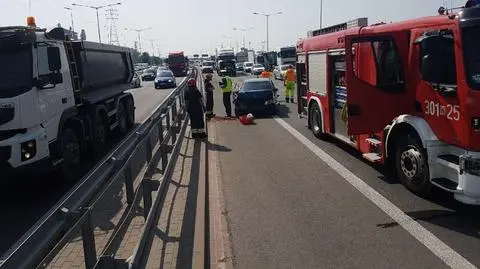Tir i dwa auta osobowe. Wypadek na S8