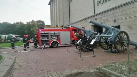 Pożar w Muzeum Wojska Polskiego. Ewakuowano zwiedzających