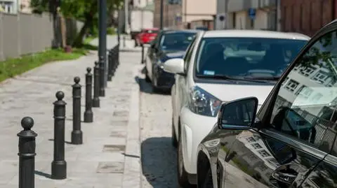 Rozszerzają strefę płatnego parkowania. Będą zmiany w ruchu na Woli