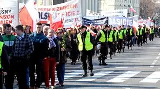 Tłumy na pl. Bankowym