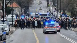 Manifestacja przed Ambasadą Rosji