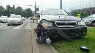 Mercedes wjechał w wózek z niemowlakiem