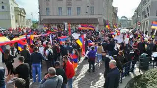 Protestujące zebrali się na placu Zamkowym