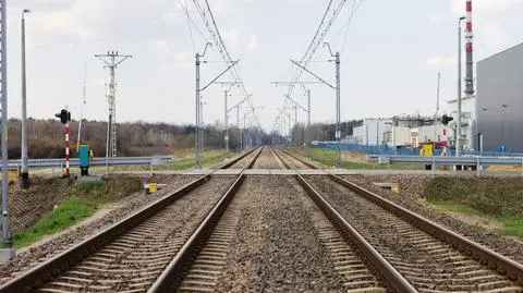 160 km/h do Piaseczna. Wyremontują tory i stacje