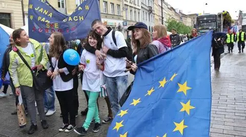 "Europa dla Rydzyka i dla Michnika"