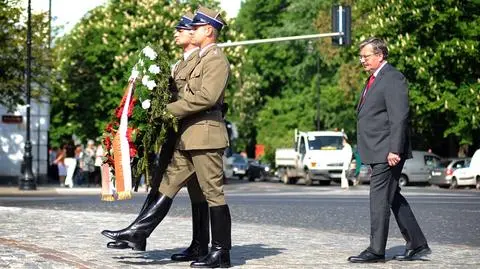 Prezydent złożył kwiaty przed pomnikiem Piłsudskiego