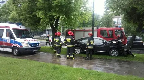 Wypadek na Grójeckiej. Utrudnienia w stronę centrum