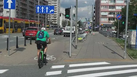 Dziura w rowerowej autostradzie. Aktywiści: poprowadźmy ją przez park i osiedlowe uliczki