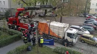 Śmieciarka śmiertelnie potrąciła kobietę