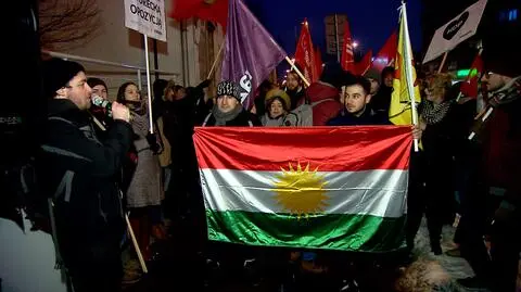 "Wycofać wojska teraz". Protest przed ambasadą Turcji