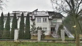 Spalony dach w domu pomocy społecznej