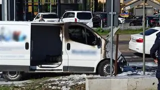 Pożar samochodu przy PKP Anin