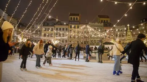 Gdzie na łyżwy w Warszawie? Lista miejskich lodowisk 