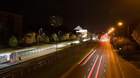 Drogowcy policzyli, ile kosztowało oświetlenie stołecznych ulic w najdłuższą noc roku