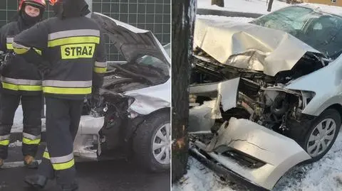 Jeden w drzewo, drugi w bariery. Dwie podobne kolizje na Okęciu
