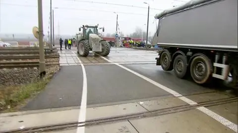 Nie dostali pieniędzy za prace na kolei, zablokowali tory pod Warszawą