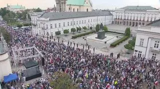 Przemarsz protestujących