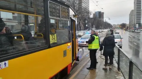 Awantura w tramwaju. Zatrzymano składy w al. Jana Pawła II