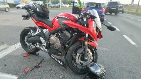 Motocyklista został ranny w wypadku na Okęciu