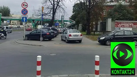 Kombinował, kombinował i zablokował przejście
