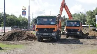 Trwają prace przy budowie Masztu Wolności