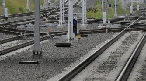 Awaria rozjazdów, opóźnione i odwołane pociągi