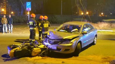 Wypadek na Kochanowskiego. Samochód zderzył się z motocyklem