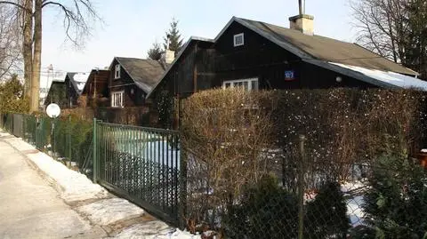 Osiem rodzin chce opuścić domki fińskie