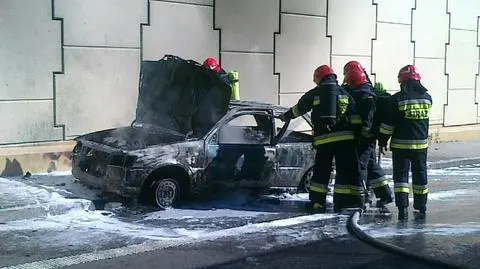 Ford spłonął na trasie S8