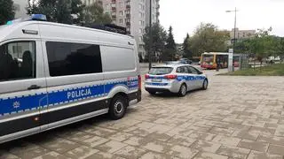 Zderzenie nieoznakowanego radiowozu z autobusem