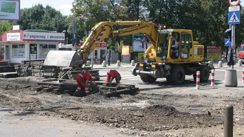 Nie ma przejazdu al. Lotników. Autobusy na objazdach