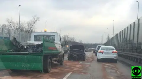 Wjechała w barierę na wiadukcie. Miała ponad 1,5 promila