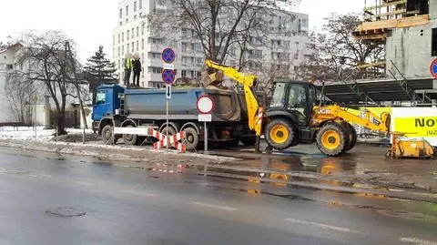 Odolany: wywrotka za ciężka o pięć ton