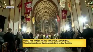 Mazurek Dąbrowskiego na początku nabożeństwa