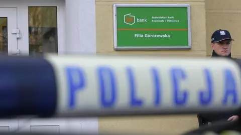 Napad na bank na Woli. Policja nadal szuka sprawcy