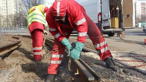 Weekend bez tramwajów na Bródnie. Remontują torowisko 