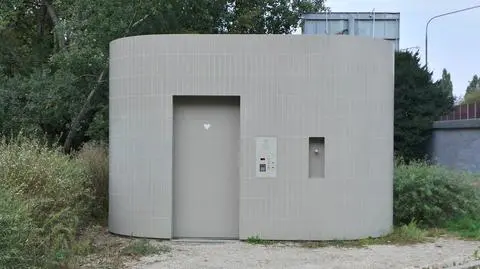 Miasto szykuje więcej automatycznych toalet. Upominali się o nie mieszkańcy