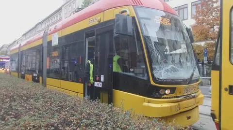 Tramwaje zderzyły się w centrum. Dziesięć osób poszkodowanych