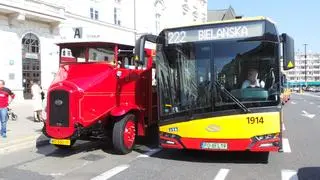 Przejazd zabytkowym autobusem Somua