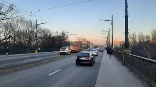 Na moście Poniatowskiego pękła szyna 