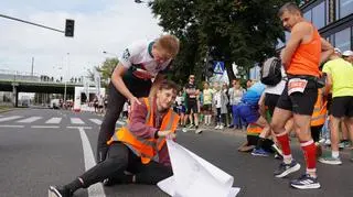 Protestujący domagają się zatrzymania rozrostu infrastruktury gazowej