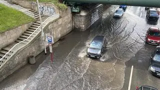 Zalana Wisłostrada przy moście Gdańskim 