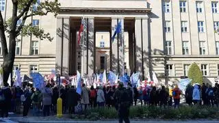 Związek Nauczycielstwa Polskiego zorganizował manifestację