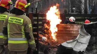 Pożar i rozszczelnienie instalacji gazowej na Białołęce